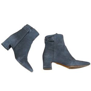 Aquatalia Grey Suede Ankle Boots Buckle Zip Chunky Block Heel Size 5.5